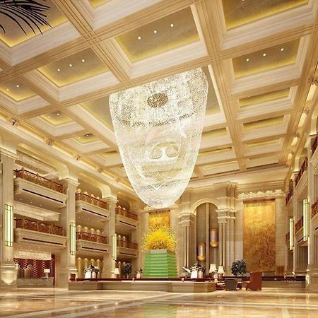 Jurong Yukun New Century Hotel Jiangsu Номер фото