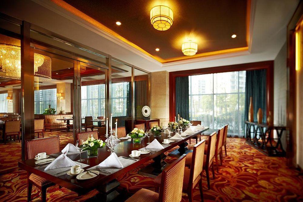 Jurong Yukun New Century Hotel Jiangsu Екстер'єр фото
