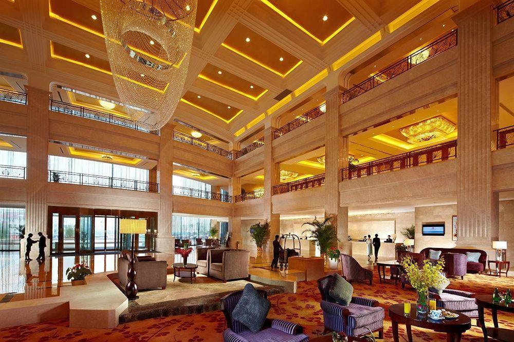 Jurong Yukun New Century Hotel Jiangsu Екстер'єр фото